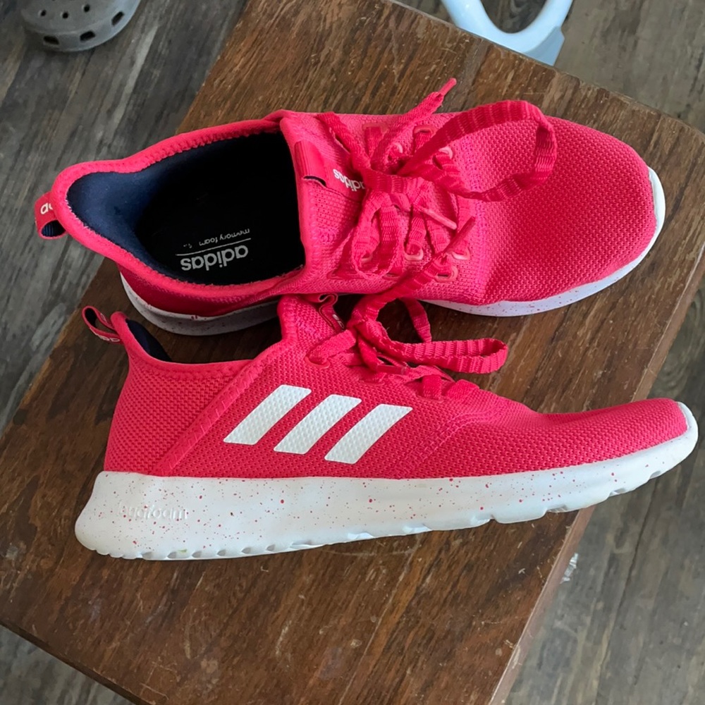 Adidas women’s cloudfoam size 8.5